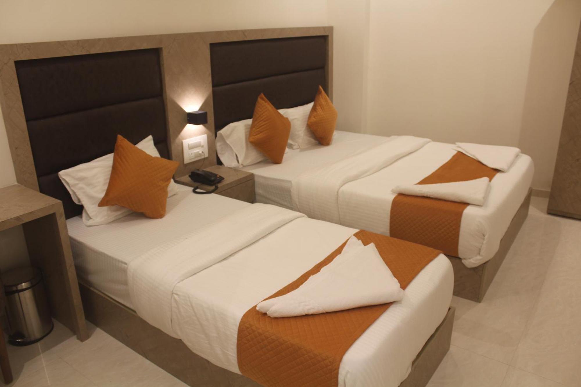 Hotel Metro Inn Bombay Extérieur photo