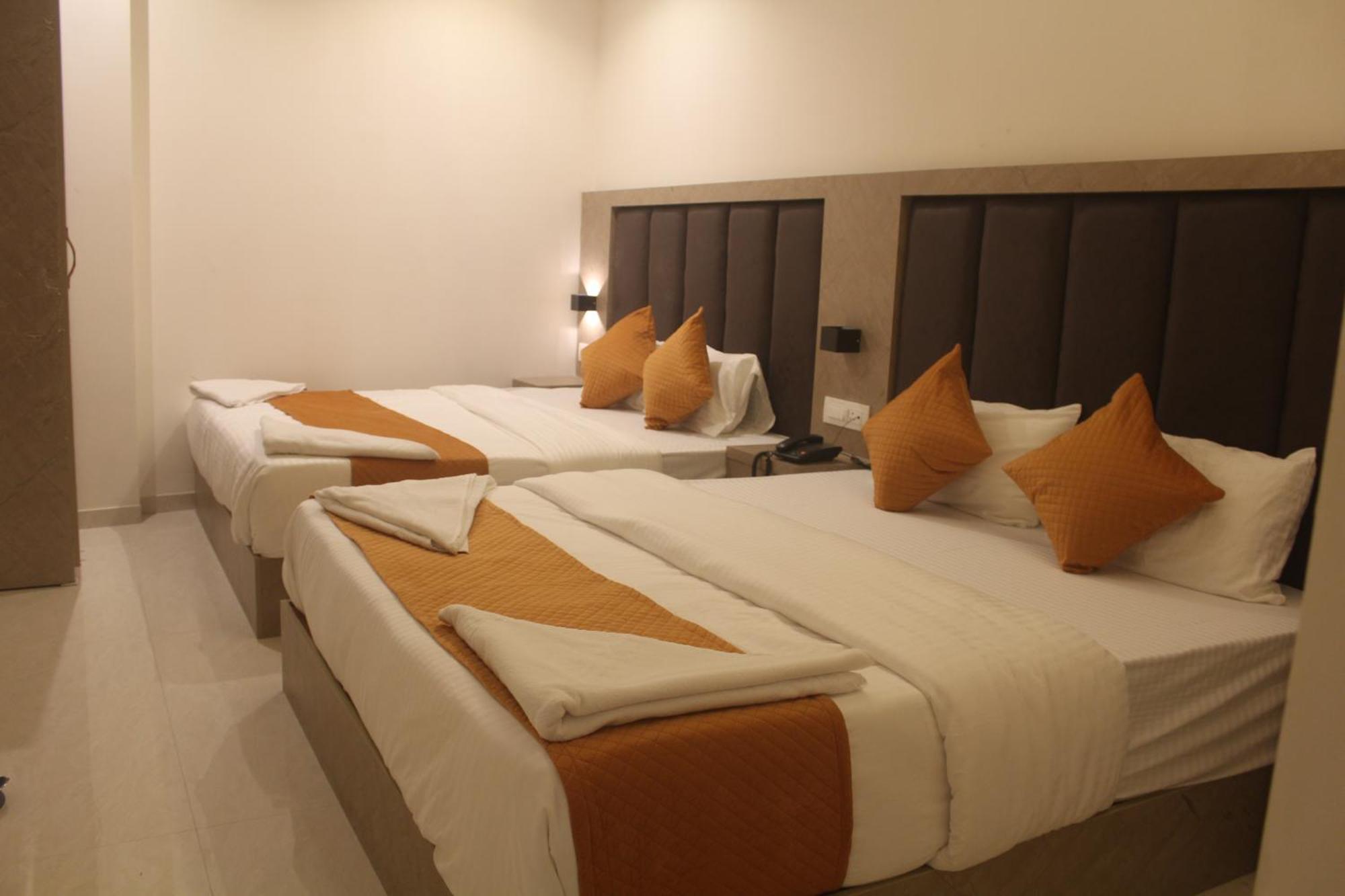 Hotel Metro Inn Bombay Extérieur photo