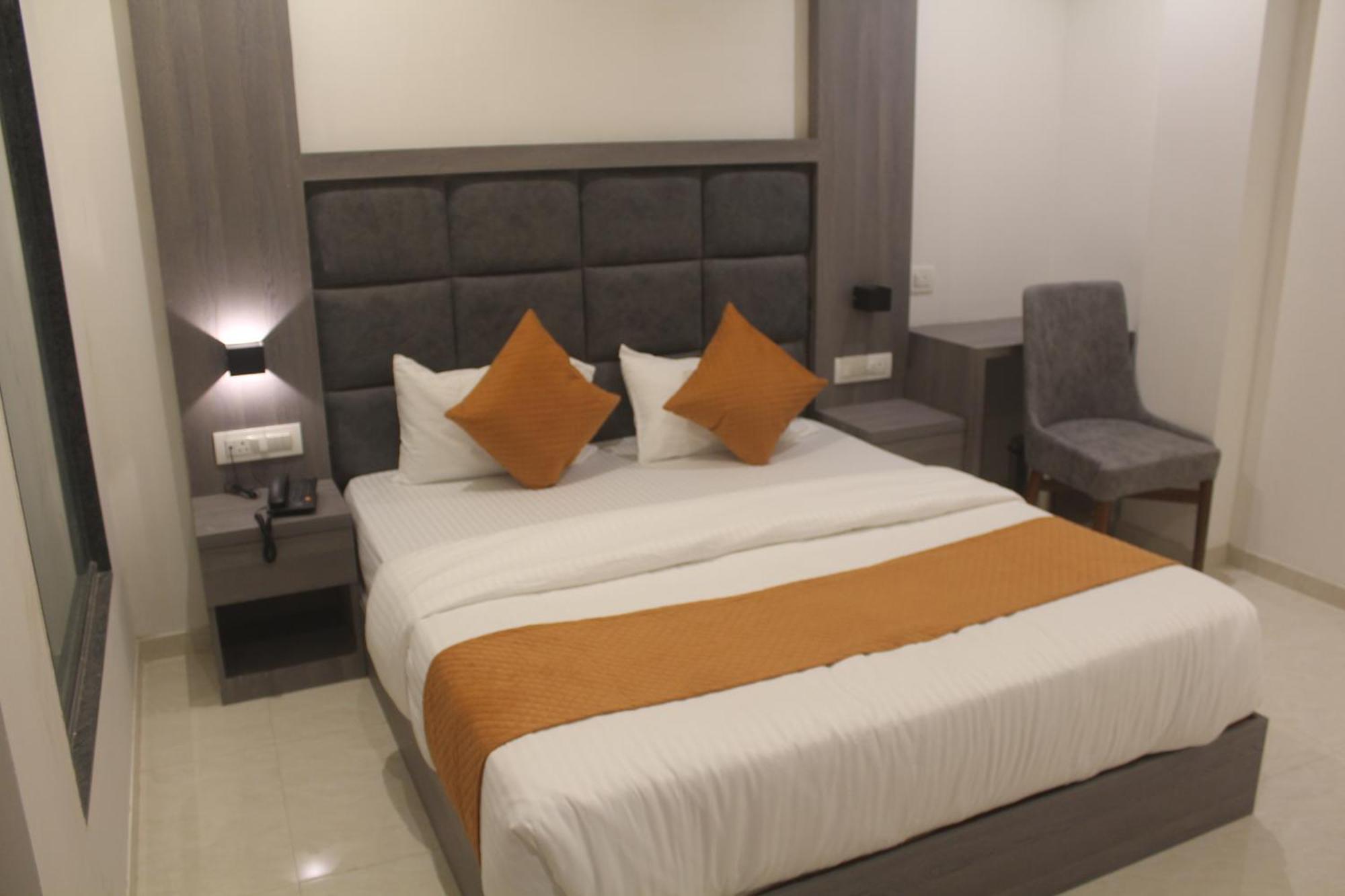 Hotel Metro Inn Bombay Extérieur photo
