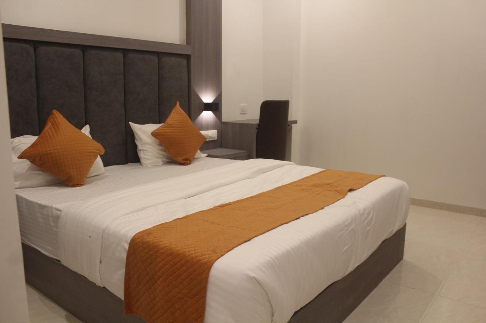 Hotel Metro Inn Bombay Extérieur photo