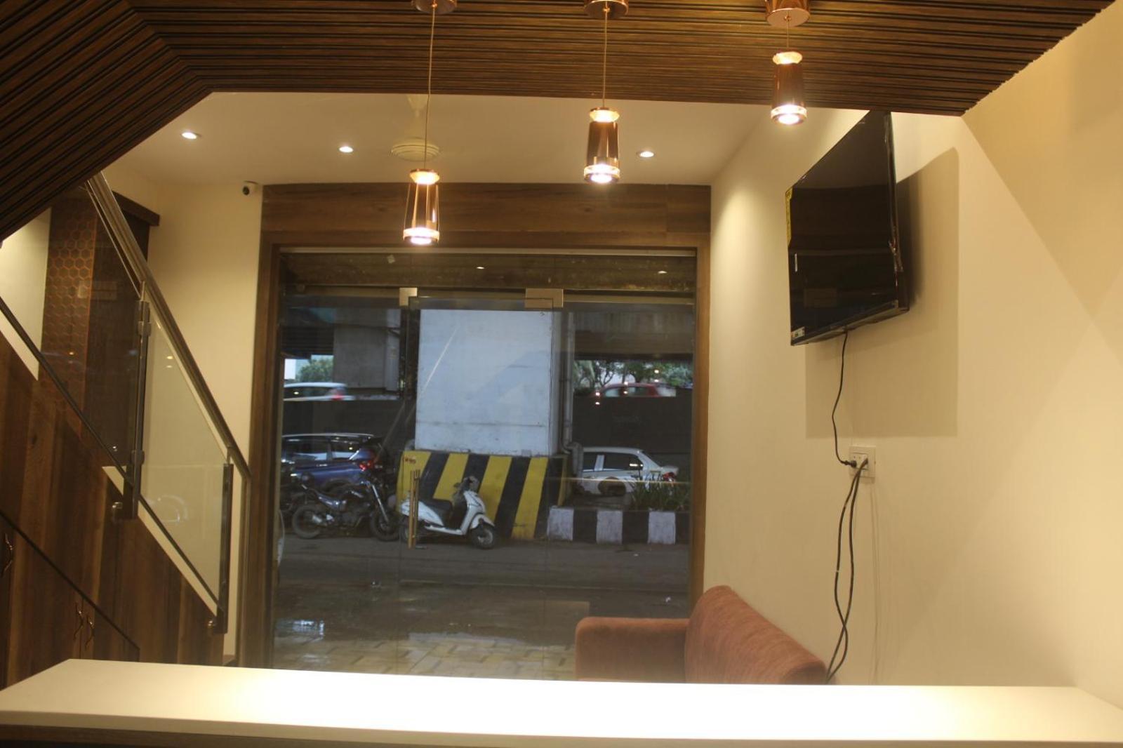 Hotel Metro Inn Bombay Extérieur photo