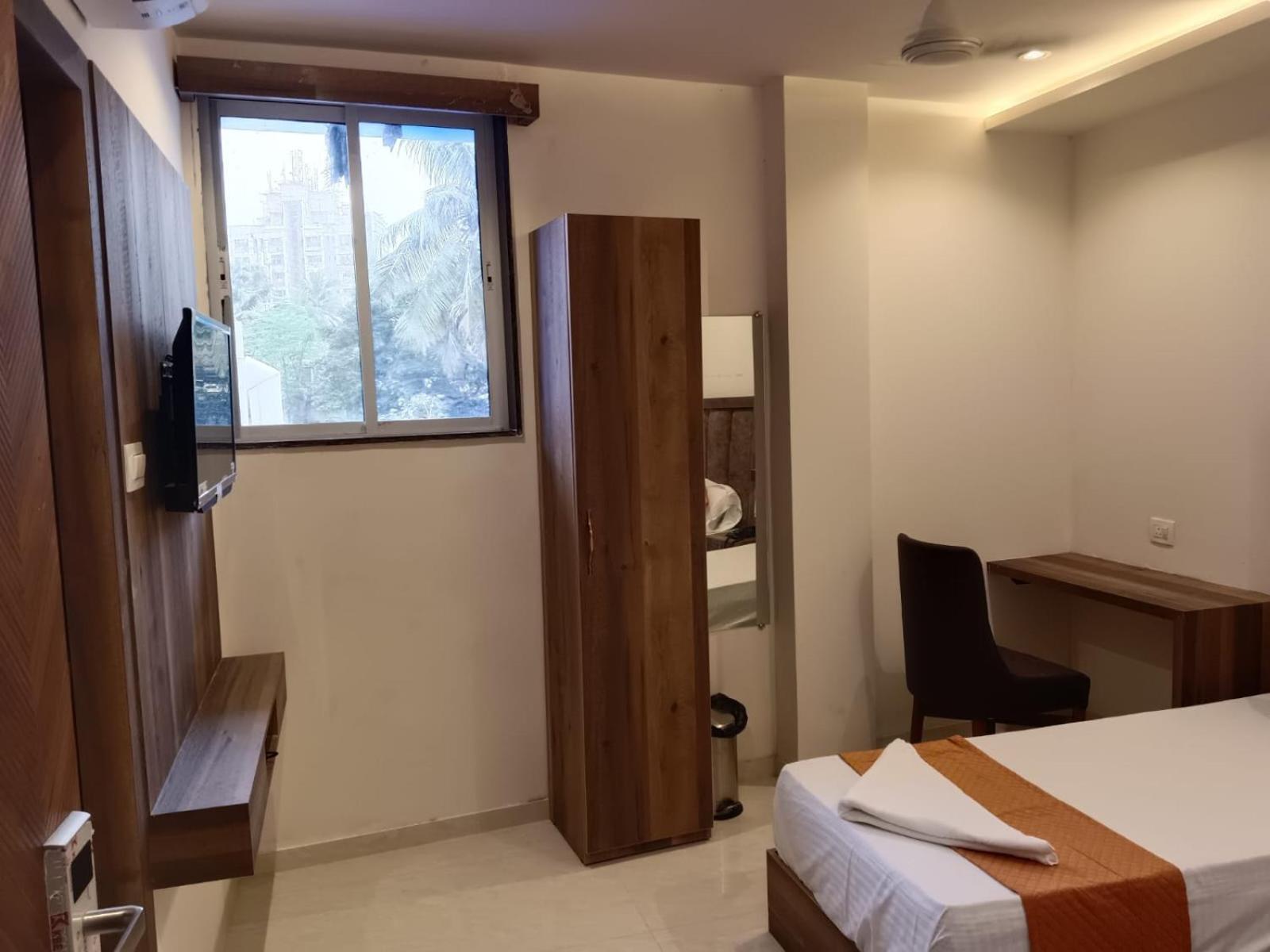 Hotel Metro Inn Bombay Extérieur photo