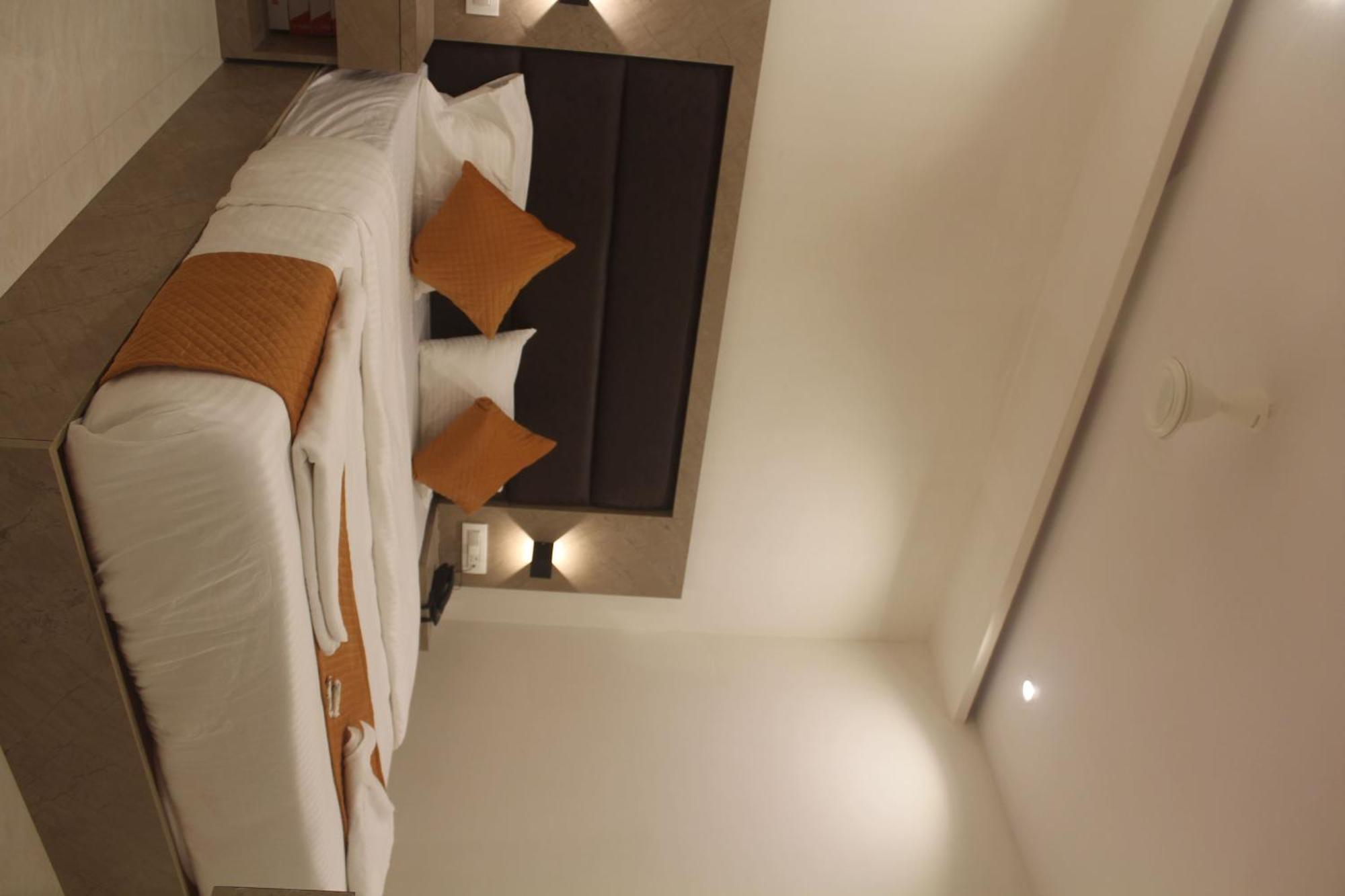 Hotel Metro Inn Bombay Extérieur photo