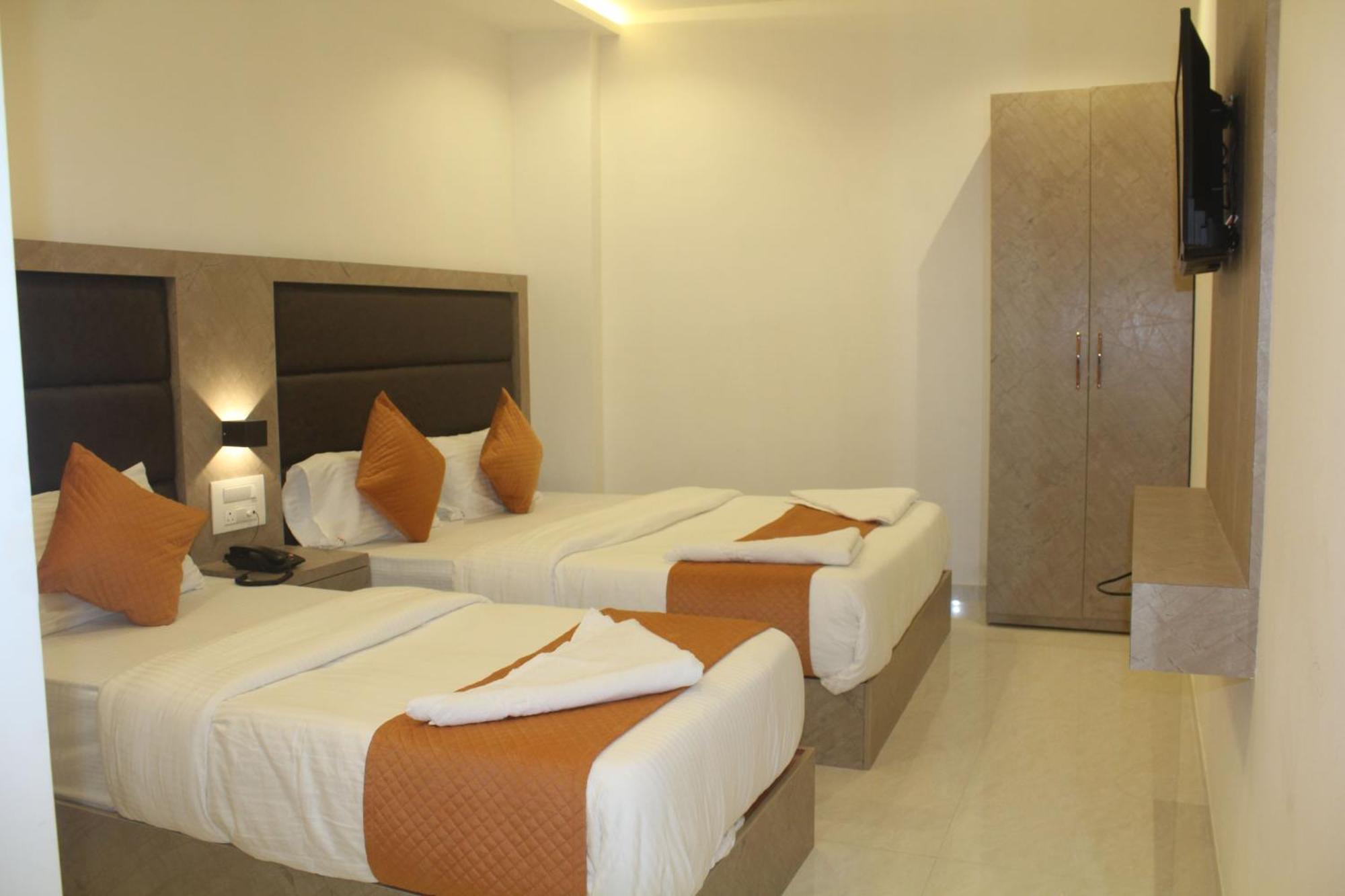 Hotel Metro Inn Bombay Extérieur photo