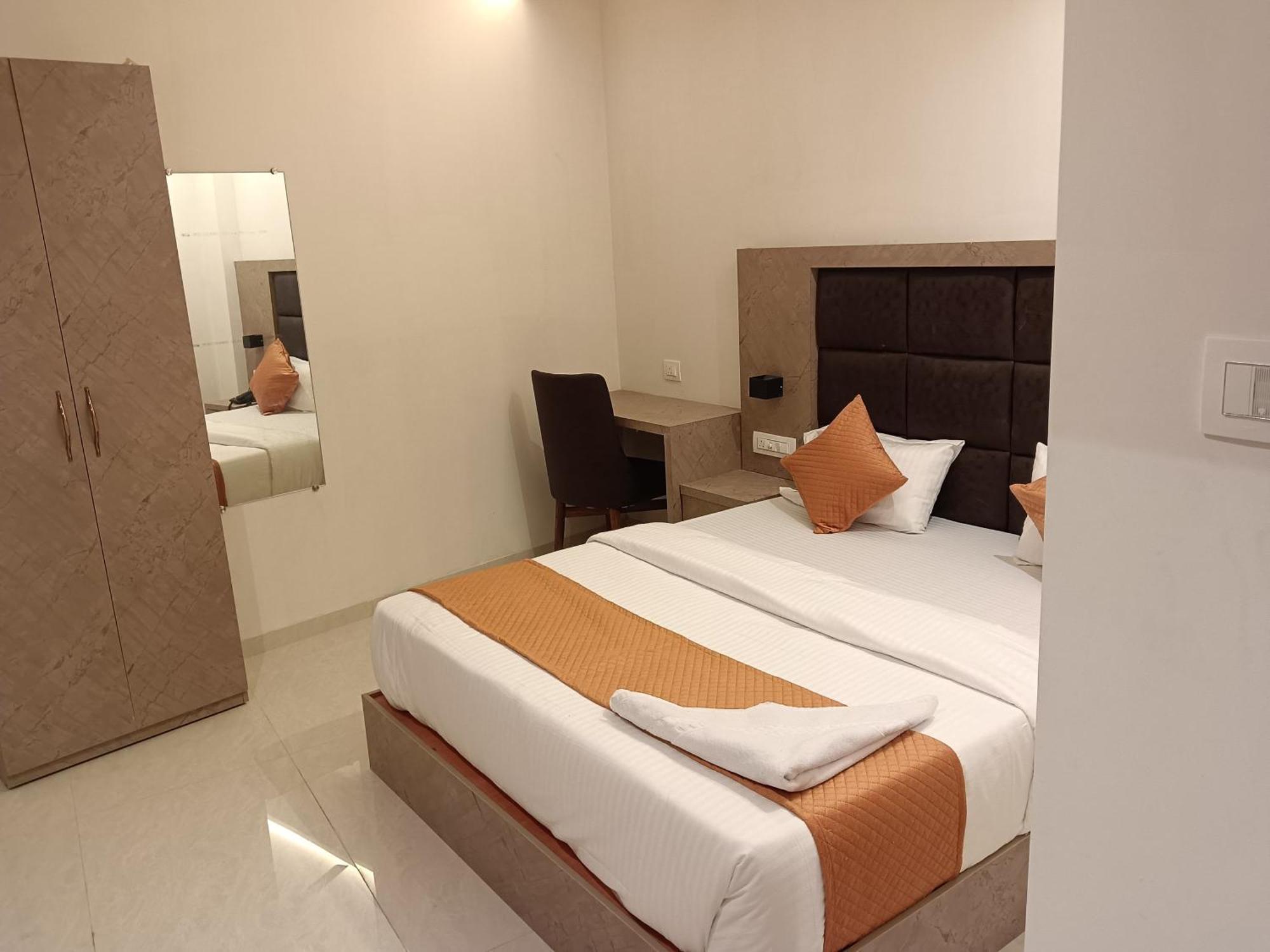 Hotel Metro Inn Bombay Extérieur photo